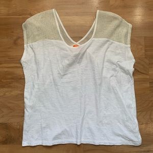 Oversized White Wicker Tee: Joe Fresh